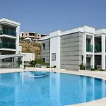 Royal Palm דירה *